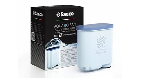 Saeco въвежда патентования филтър AquaClean и чества 30-тата си годишнина през 2015 г.