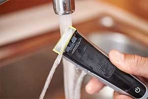 Уникална технология Philips OneBlade: За сухо и мокро бръснене